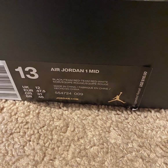 Jordan 1 mids black and red - Picture 7 of 7